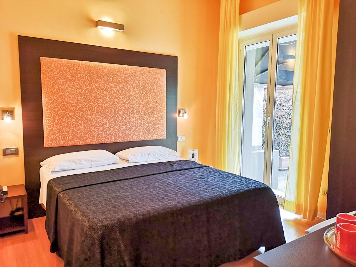 Hotel Perla Riccione Luaran gambar