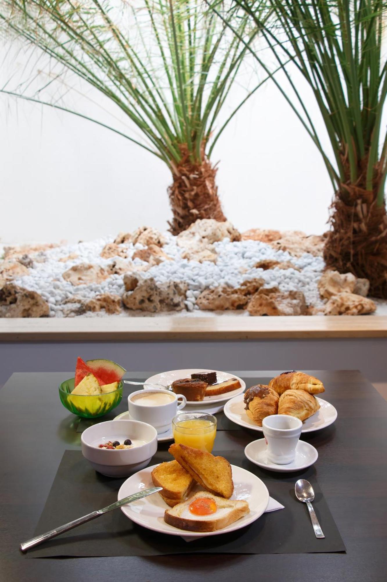Hotel Perla Riccione Luaran gambar
