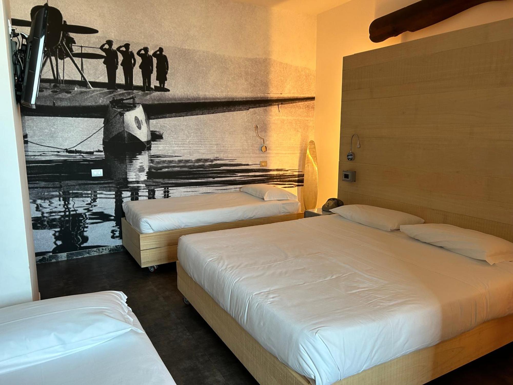 Hotel Perla Riccione Luaran gambar