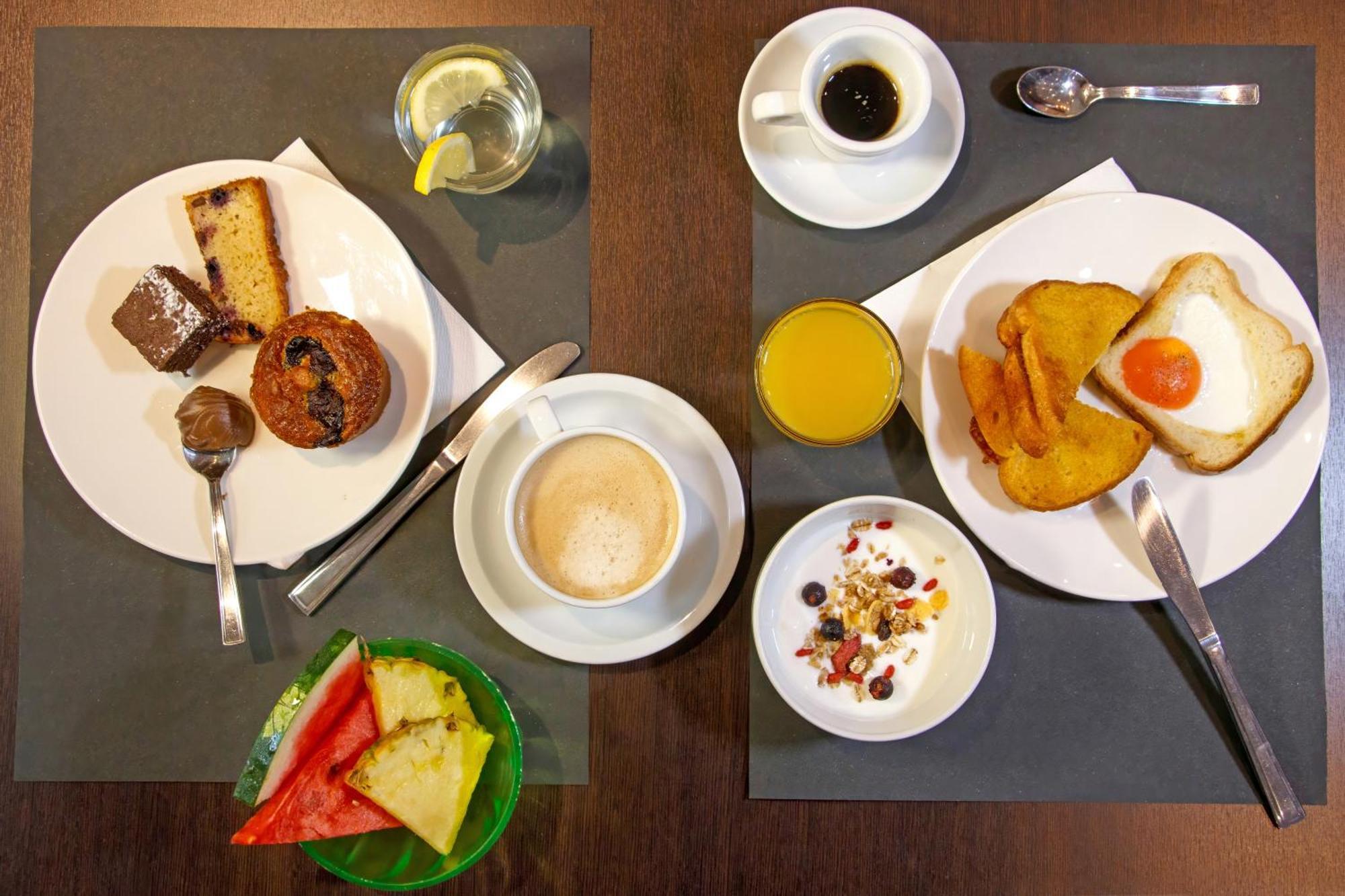 Hotel Perla Riccione Luaran gambar